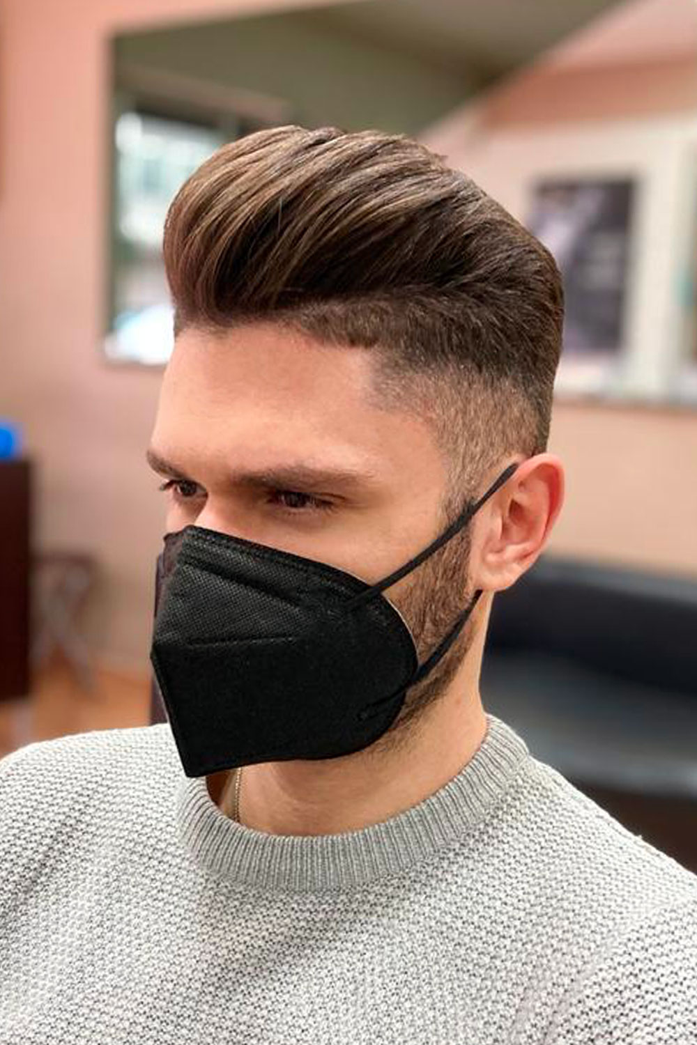 UOMO IN parrucchiere uomo. uomo in autiero